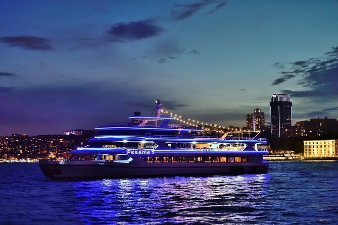 Bosphorus Dinner Cruise with Turkish Night Show from Istanbul - The big deal: Bosphorus dinner plus a Turkish night show
