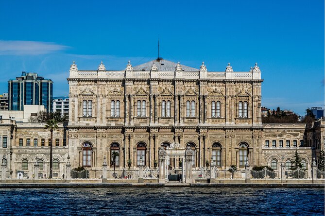 Bosphorus Evening Cruise: Dinner, Live Shows & Private Table - Dinner Setup: Starters, Main, Dessert, Plus a Private Table