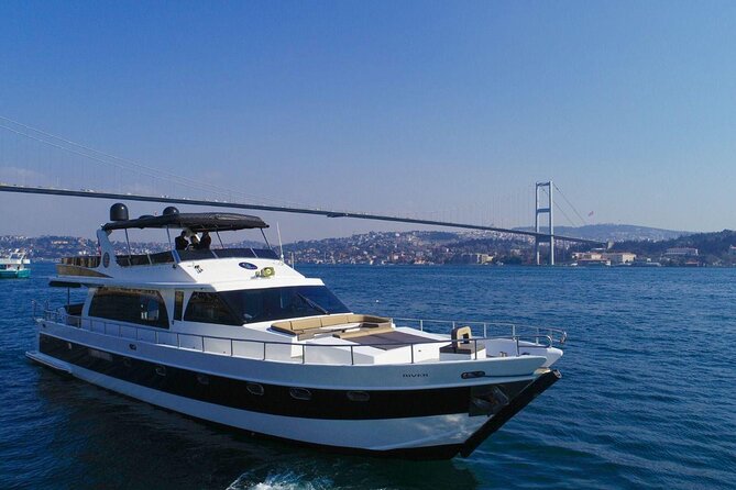 Bosphorus Night Cruise on the Luxury Yacht - Bosphorus Bridge, Rumeli Hisarı, and Anadolu Hisarı: fortification at the narrow point