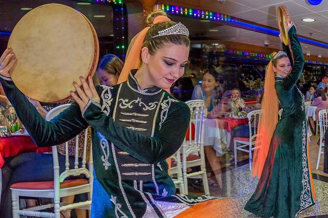 Bosphorus Sightseeing Cruise with Turkish Live Show and Dinner - Turkish Live Show and the Music Mix: How to Enjoy It
