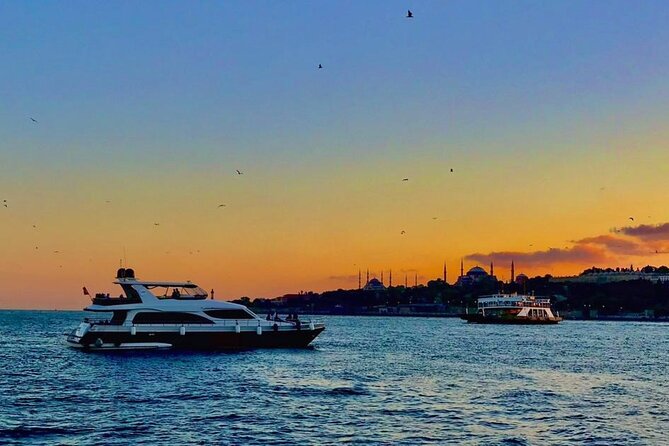 Bosphorus Sunset: An Enchanting Yacht Cruise in Istanbul - Bosphorus Strait First Look: Setting the Scene from the Water