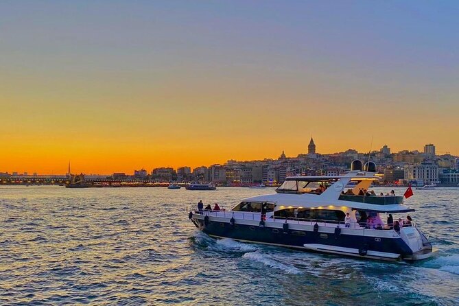 Bosphorus Sunset: An Enchanting Yacht Cruise in Istanbul - Europe Side Sights: Dolmabahçe, Beşiktaş, and the Palaces Along the Shore