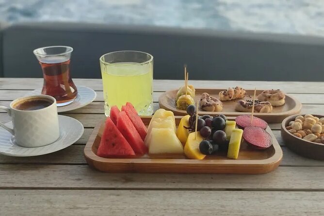 Bosphorus Sunset Cruise on Luxury Yacht with Transfers - Ortaköy and the Big Mecidiye Mosque: the most photogenic shore stops