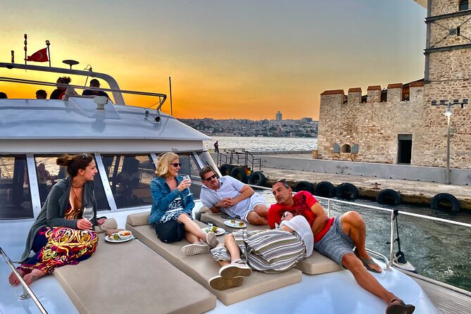 Bosphorus Sunset or Daytime Yacht Cruise with Snacks & Live Guide - Kâğıt-on-water details: Maiden’s Tower and Galata’s skyline
