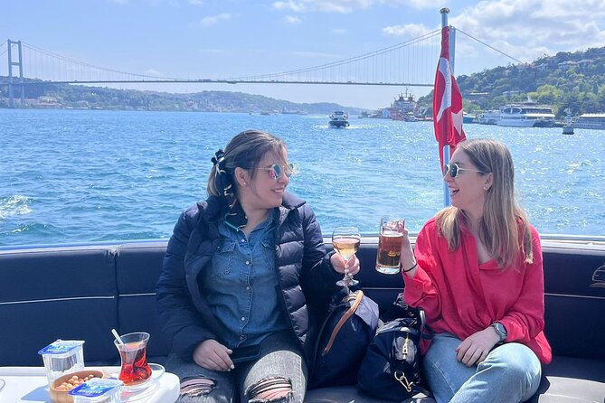 Bosphorus Yacht Cruise with Stopover on the Asian Side - (Morning or Afternoon) - Kanlıca on the Asian side: Turkish yogurt and coffee in 30 minutes