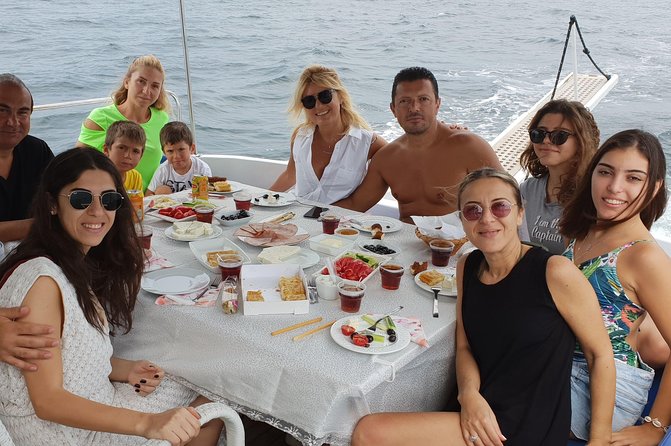 Breakfast Cruise In Bosphorus With Private Yacht - What you actually see: mosques, palaces, and the Bosphorus “from the water”