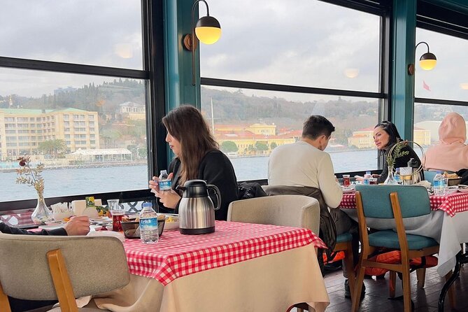 Breakfast Tour on the Bosphorus by Boat - The one thing to watch: music volume and the definition of tour
