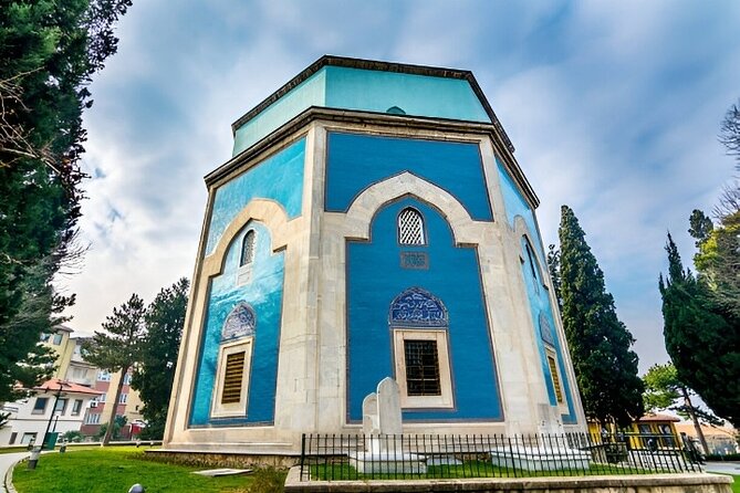 Bursa And Uludağ Tour From İstanbul with Cable Car & Lunch - Uludağ National Park and Lunch: Mountain Air, a Plane Tree Photo Stop, and Free Time