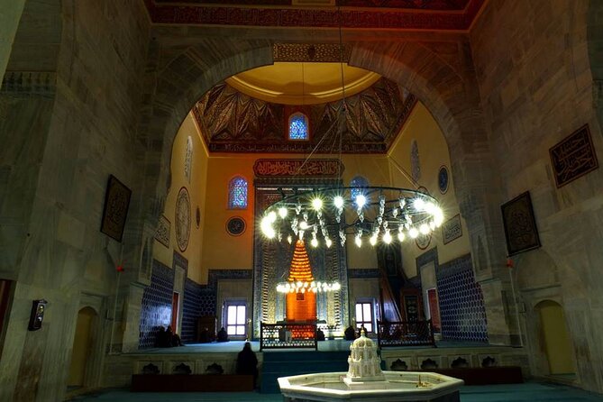 Bursa Full-Day Tour From Istanbul With Cable Car - Getting Out of Istanbul: Pickup, the Bus, and the Ferry-Sightseeing Moment