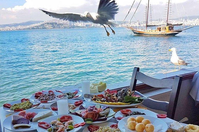 Buyukada Princes’ Island Guided Day Tour with lunch from Istanbul - Ottoman-era mansions and sea views: what you’ll actually see