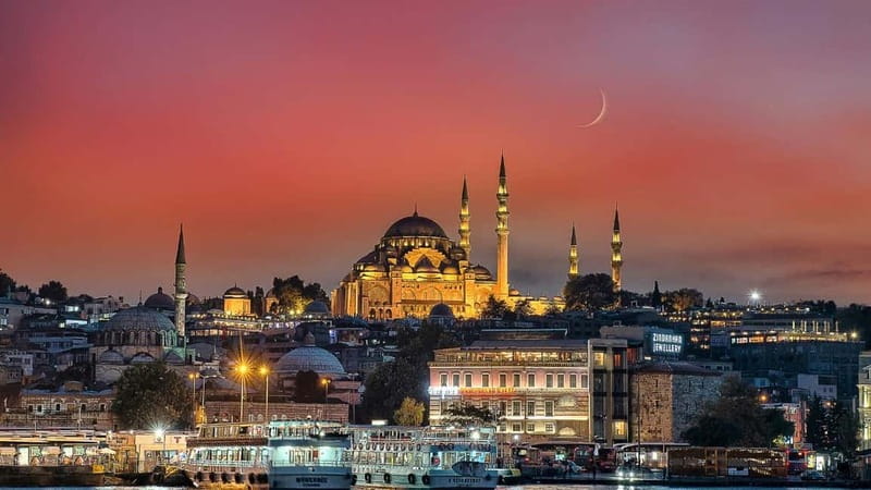 Byzantine & Ottoman Istanbul Small Group Walking Tour - Sultan Ahmed Mosque: a great stop with two real-world constraints