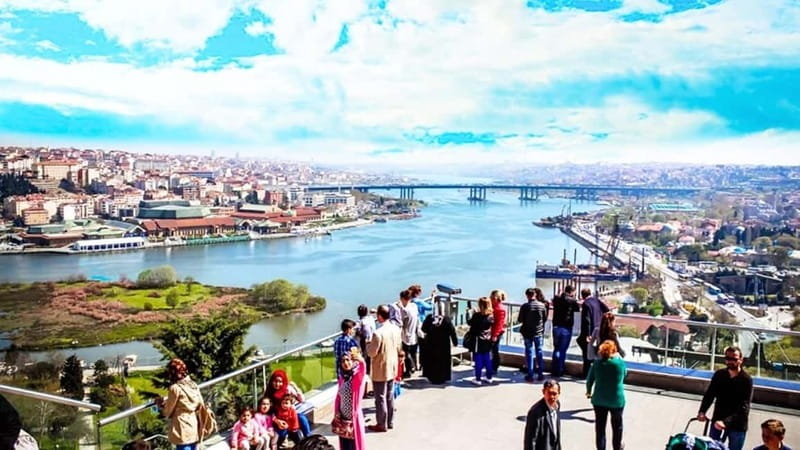 Byzantine & Ottoman Istanbul Small Group Walking Tour - Grand Bazaar and Spice Bazaar: the human scale after the monuments