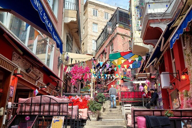 Byzantion Walk Path and City Walls of Istanbul - Chora Museum: The Art Payoff After the Stone Defenses