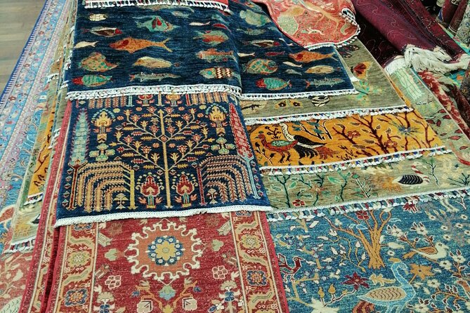 Carpets, Rugs and Kilims bazaar, Grand Bazaar and Egyptian Bazaar - Grand Bazaar: How to Walk a 4000-Shop Maze