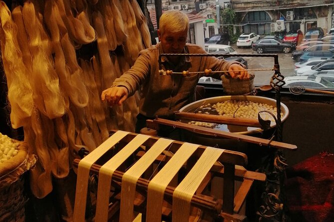 Carpets, Rugs and Kilims bazaar, Grand Bazaar and Egyptian Bazaar - Egyptian Bazaar Spice Market: When Smell Becomes the Guide