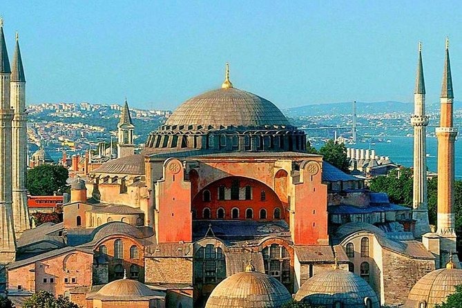 Colors of Istanbul: 1, 2 or 3-Day Guided Private Istanbul Tours - Sultanahmet and the Hippodrome: quick stops that set the stage
