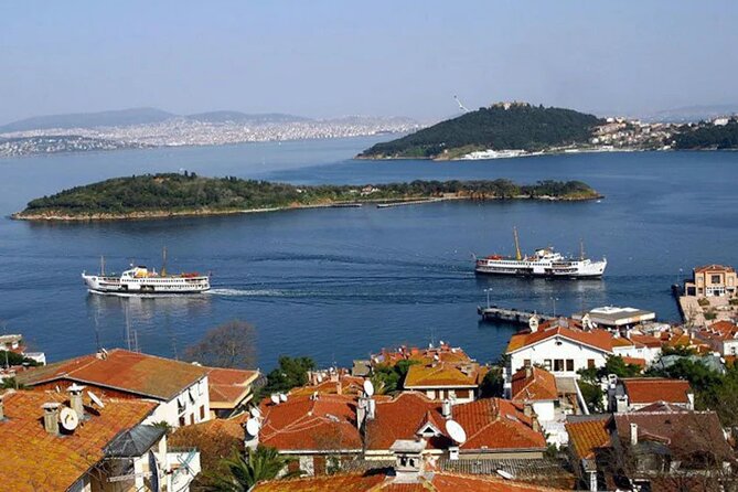 Cruise to the Princes' Islands - The ferry ride on the Marmara Sea is more than transportation