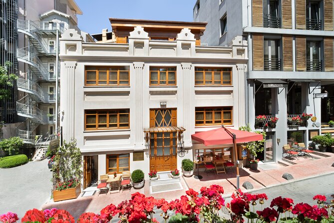 Çukurcuma Hamamı 1831 - Boutique Hammam for Couples - What’s Included: The Stuff That Actually Changes Your Experience