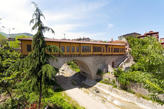 Daily Bursa City Tour by Private Minivan (Day Trip from Istanbul) - Yesil Camii (Green Mosque): blue-green tiles you’ll notice fast