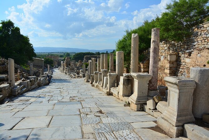 Daily Small Group Ephesus Tour From Istanbul by Flight - Price and value: what about $590 really covers