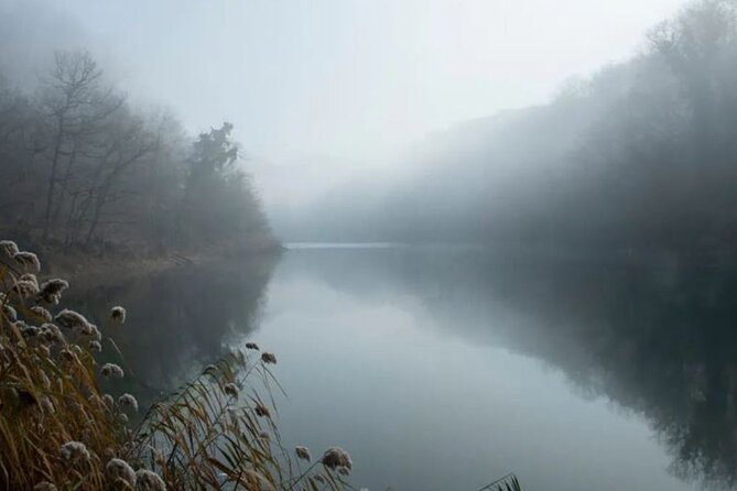 Discover Secret Lakes by Private Hiking Tour (w/Lunch, Transfers) - Photo Moments by the Lake (and How to Use Them)