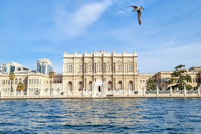 Dolmabahçe Palace and Sunset Tour on Luxury Yacht - Two continents, one strait: Anadolu Hisarı and Kucuk Su Palace