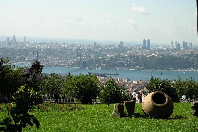 Dolmabahce Palace Tour in Istanbul - Getting to Dolmabahçe: hotel pickup, traffic, and what 3 hours really means