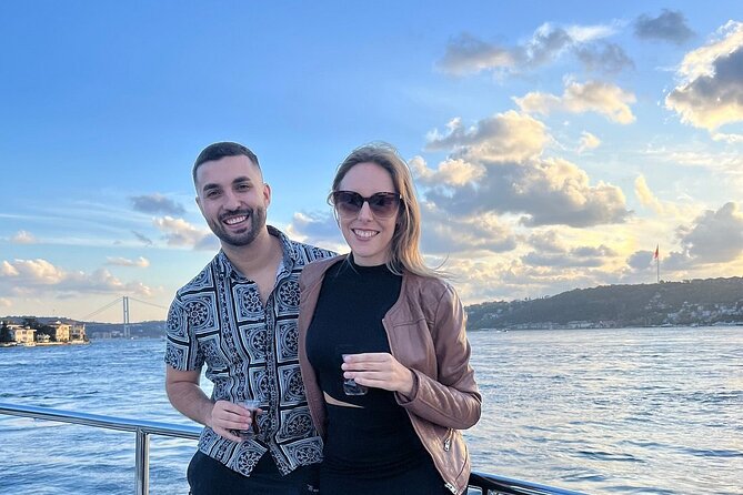 Dolmabahçe Palace Tour with Guide and Luxury Yacht Sunset Cruises - From Dolmabahçe Clock Tower to a yacht that starts the evening right