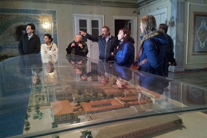 Dolmabahce Palace & Uskudar(Asian Side) Afternoon Tour - Üsküdar’s mosques: Ottoman architecture you can read in pieces