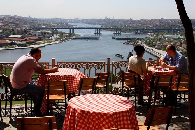 Dolmabahçe Palace with Bosphorus Cruise - A packed 8 hours: pairing Dolmabahçe Palace with the Bosphorus