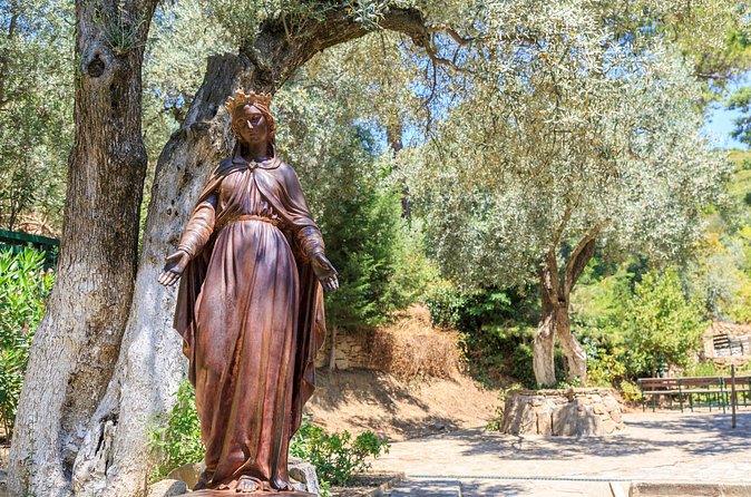 Ephesus and Pamukkale Tours 2 Days 1 Night from Istanbul by plane - Ephesus: Celsus, the amphitheater, and the stops that matter