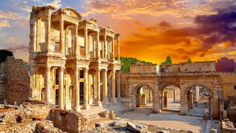 Ephesus and Virgin Mary Day Trip by Plane from Istanbul - Archaeology Museum Stop: Seeing Artifacts After the Ruins