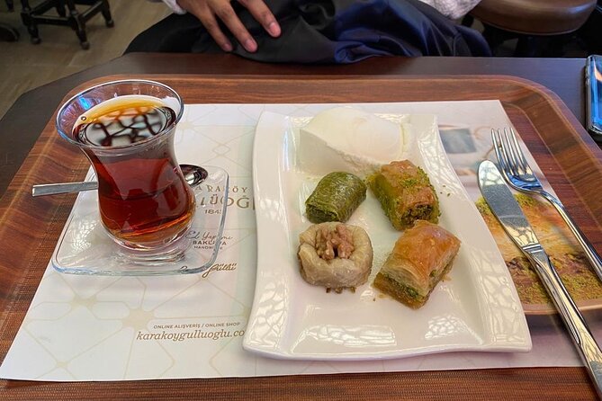 Food Tour in Istanbul with Local Guide - The guide makes it: Kube and Ozgür-style energy