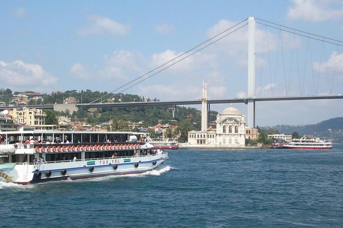Francophone Private Guide to Istanbul - The Grand Bazaar with guidance, not just shopping stress