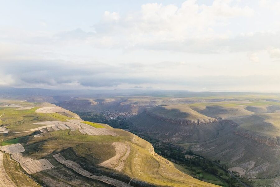From Istanbul: 2-Day Trip to Cappadocia w/Balloon+Cave Hotel - Why 48 Hours in Cappadocia Works (If You Like Packed Days)