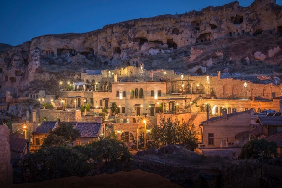 From Istanbul: 3-Day Cappadocia Tour with Balloon Ride - Devrent Valley and Cavuşin: playful rock shapes and fairy-chimney viewpoints