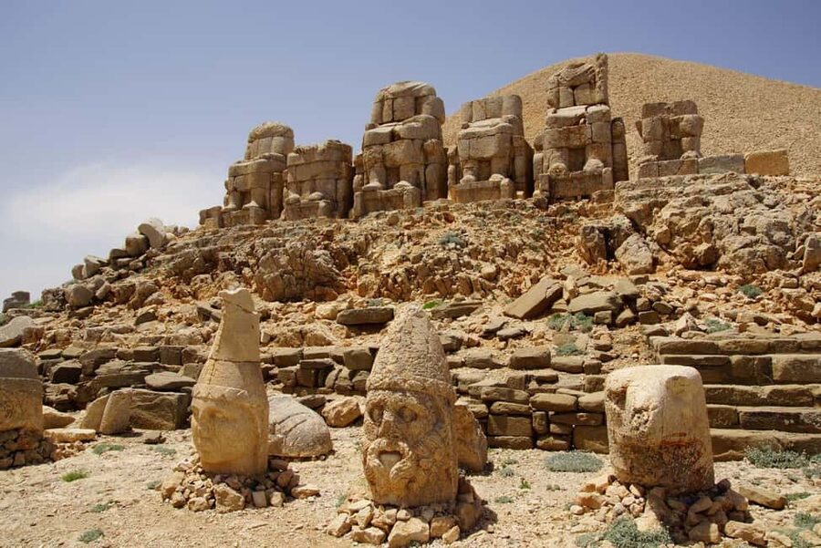 From Istanbul: Göbekli Tepe & Mount Nemrut 2 Day Tour - From Istanbul to Adıyaman: why flights matter on this route