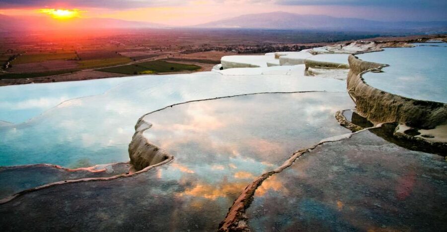 From Istanbul: Pamukkale Day Trip without Flights - Hierapolis with a licensed guide: turning ruins into a story