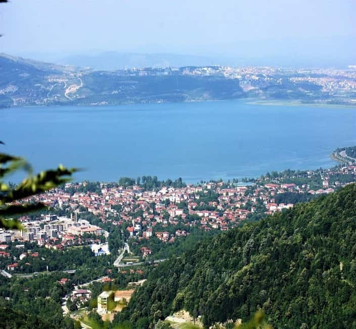 From Istanbul: Sapanca & Masukiye Tour with Lunch - Pick-Up and First Stop at the Darıca Zoo (Entry Usually Extra)
