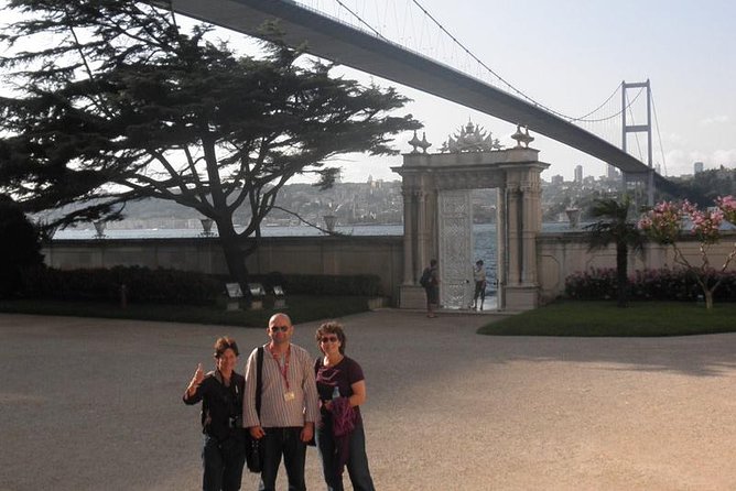 Full-Day Istanbul Tour with Bosphorus Sightseeing Cruise - First Stop: Hotel Pickup, Mercedes Comfort, and a Small-Group Day