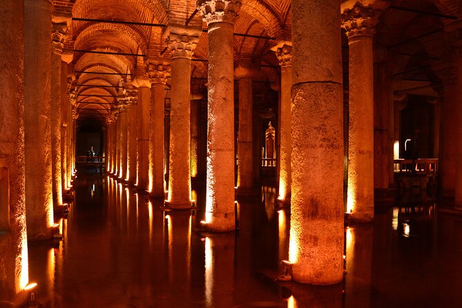 Full-Day Private Guided Tour of Historic Istanbul - Hippodrome: Chariot-Race Nostalgia and Byzantine Survivors
