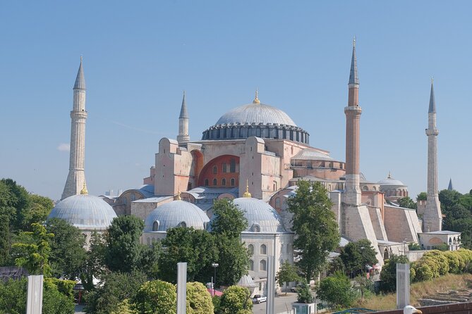 Full-Day Private Highlights of Istanbul Walking Tour - Grand Bazaar: getting lost on purpose, then shopping with a plan
