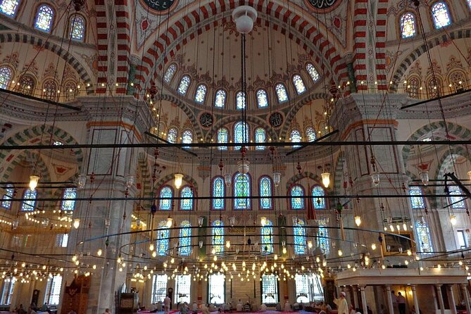 Full-Day Small-Group Guided Tour to Famous Mosques in Istanbul - Süleymaniye Mosque: Mimar Sinan’s Scale and the 53-Meter Dome