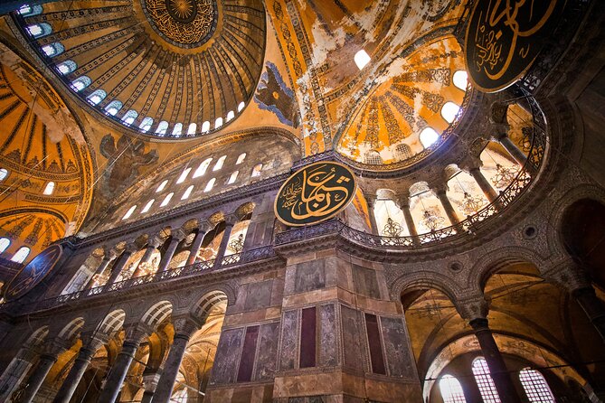 Full-Day Small-Group Guided Tour to Famous Mosques in Istanbul - Transportation, Time, and the “Shoes Matter” Reality