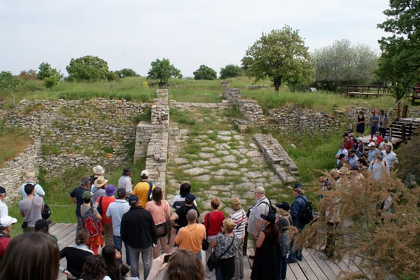 Full-Day Troy Tour From Istanbul - Crossing the Dardanelles by Ferry and Recharging in Ecebat