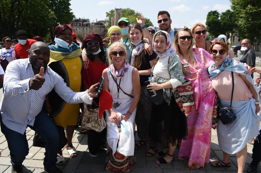 Full-Day Walking Tour of Istanbul's Old City - Meeting at Istanbul Voyage Travel: the spot and the start-time reality