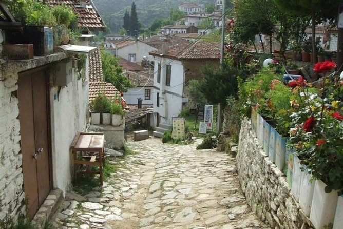 Glories of Turkey 12-Day From Istanbul - Troy and Behramkale: UNESCO site + museum stop + village calm