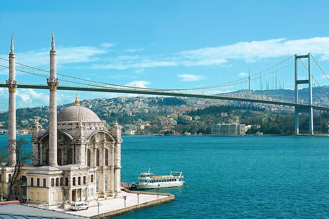 Golden Horn and Bosphorus Boat Tour in Istanbul - Onboard extras: overpriced drinks and photo offers