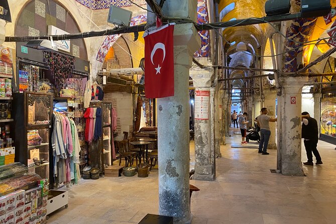 Grand Bazaar Through the Alleys - Why a private guide changes everything in the Bazaar