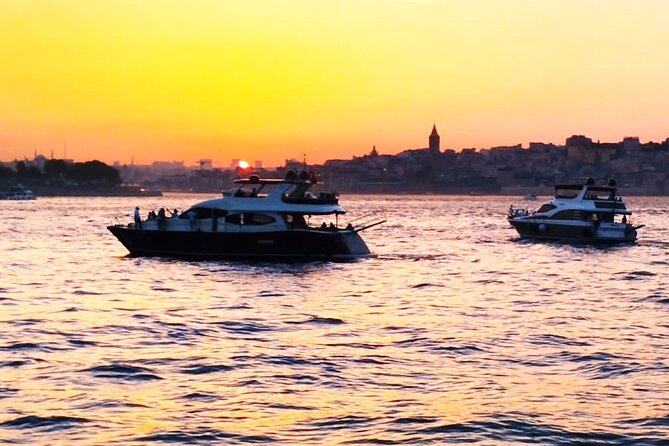 Guided Bosphorus Sunset Cruise on Luxurious Yacht - Small Group Cruise - A sunset cruise that’s made for easy, scenic Istanbul
